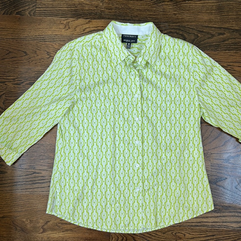 Foxcroft Button Down Size 8 - image 1